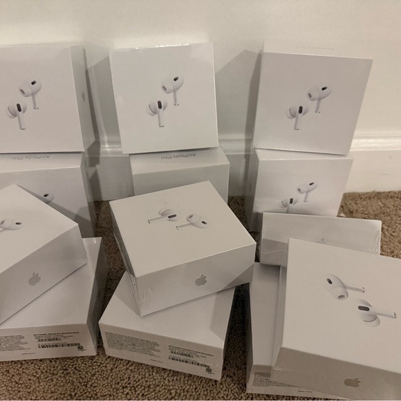 Apple AirPods Pro with Charging Case - White - Picture 2 of 4